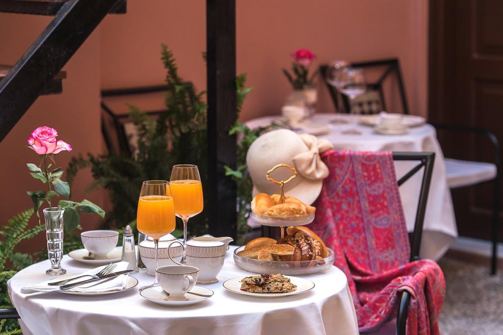 Sperveri Boutique Hotel Rhodes City ภายนอก รูปภาพ