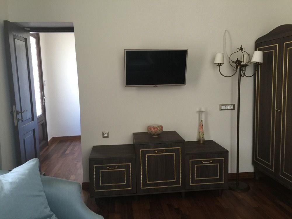 Sperveri Boutique Hotel Rhodes City ภายนอก รูปภาพ